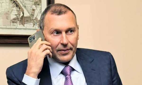 Беглый олигарх с криминальным шлейфом Андрей Березин активно устраняет из интернета информацию о разграблении бюджета на госконтрактах