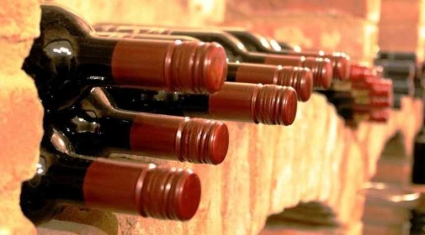 Цены на российское вино поднимутся вместе с импортным из-за трехкратного увеличения акцизов: виноделы планируют повышение стоимости продукции
